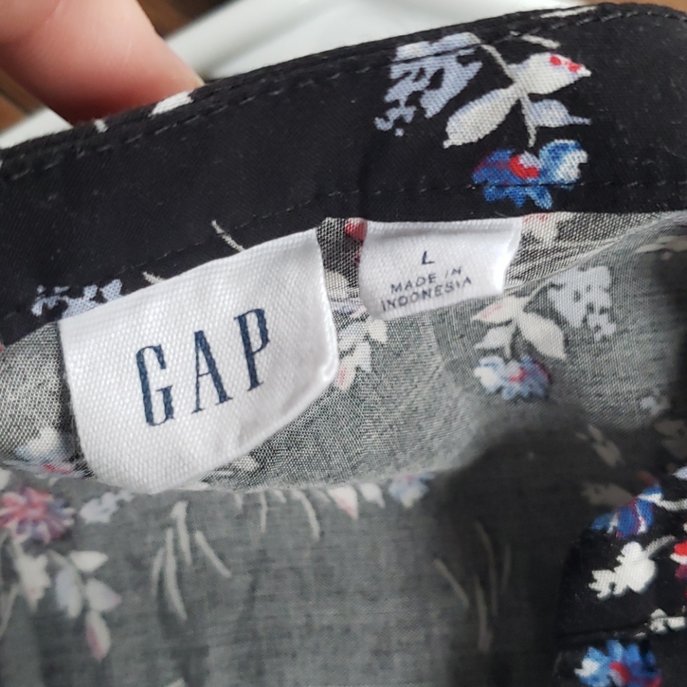 Size Lg, GAP Short, sleeveless floral dress - Picture 5 of 5